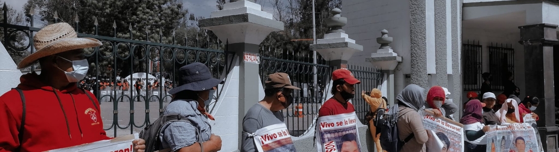 Ocho años y sigue viva la esperanza de hacer justicia por los 43 estudiantes desaparecidos de Ayotzinapa